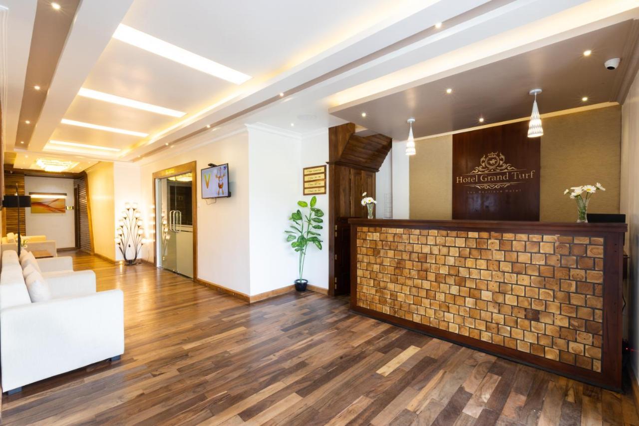 Hotel Grand Turf ヌワラ・エリヤ エクステリア 写真