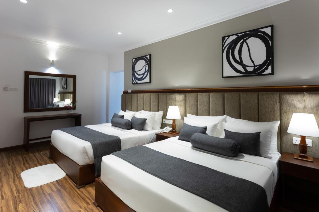 Hotel Grand Turf ヌワラ・エリヤ エクステリア 写真